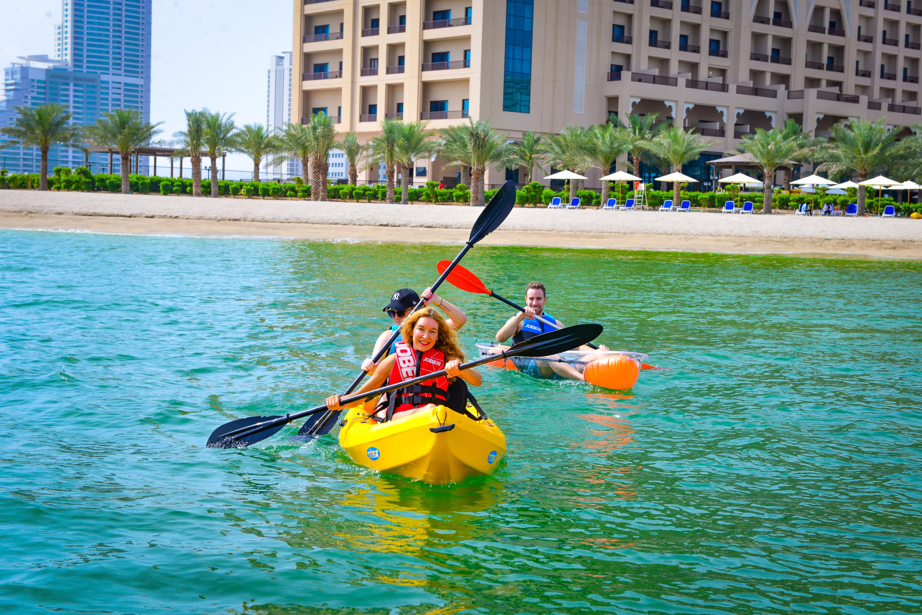 Al Bahar Hotel&Resort Fudschaira Exterior foto Kayaking at The View